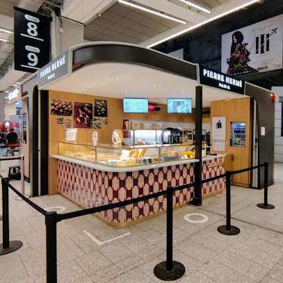 Pierre Hermé Paris - Gare Montparnasse, Pâtisserie à Paris 15