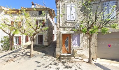 Lucia Michel, Boulangerie à Oupia