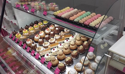 Pâtisserie Chocolaterie Glacerie La Blanche Hermine Jean Philippe Bouvet, Pâtisserie à Clisson