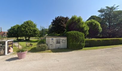 distributeur à baguette ( boulangerie Lebas Ozoir le Breuil), Boulangerie à Saint-Péravy-la-Colombe