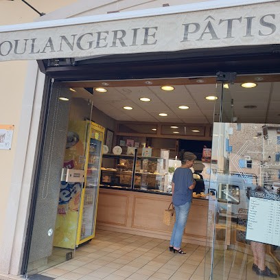 Au Croissant Dore, Boulangerie aux Arcs