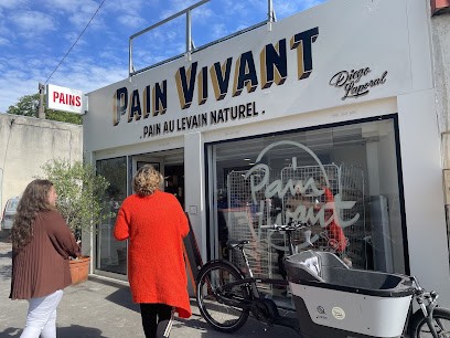 Pain vivant, Boulangerie à Caen
