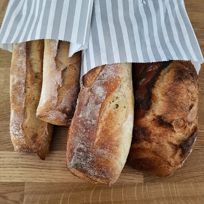 Fournil Des 3 Moulins, Boulangerie à Saint-Georges-de-Luzençon