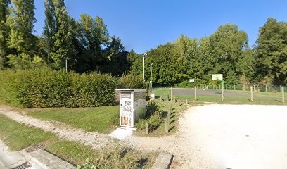 Distributeur Des Six Moulins - Senlisse, Boulangerie à Senlisse