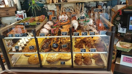 The Company Of Bread, Boulangerie à Erquy