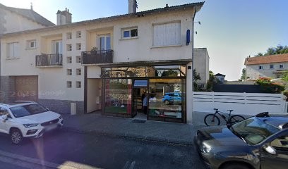 Maison Clavies, Boulangerie au Rouget-Pers