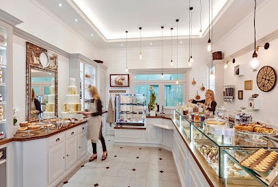 Lilian Bonnefoi, Pâtisserie à Antibes