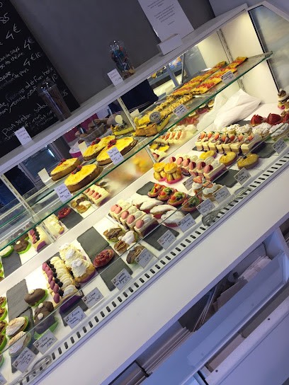 Simon Jean-Baptiste, Boulangerie à Lorient