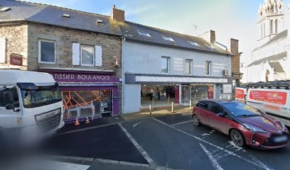 Th.camaro, Boulangerie à Plouha