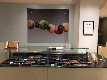 Laurent Duchêne, Pâtisserie à Paris 15