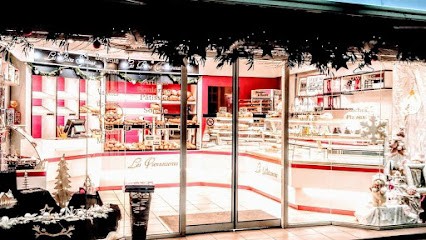 Boulangerie Pineau Pascal rue du Marché Machecoul, Boulangerie à Machecoul-Saint-Même