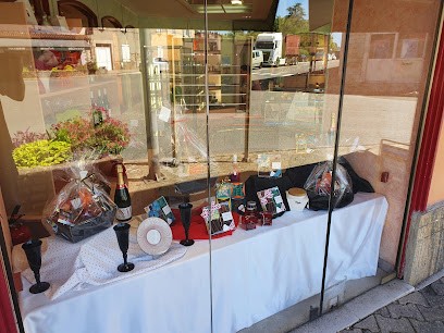 M' Nos Délices, Pâtisserie à Belleville