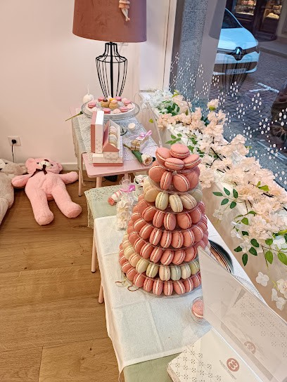 MACARONS & INSPIRATIONS, Pâtisserie à Obernai