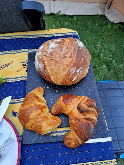 Loas Benoit, Boulangerie à Prat