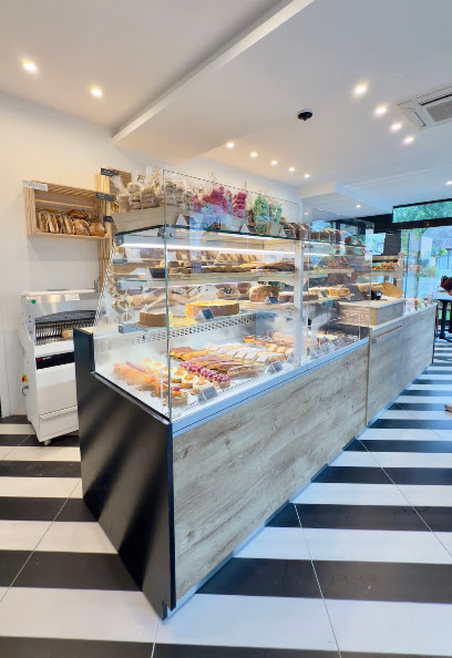 Boulangerie Pâtisserie Crouzier, Boulangerie à Vers