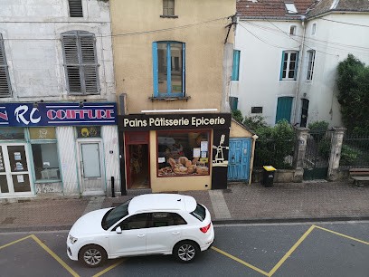 James Rocher Geraldine Tessa Jackie, Boulangerie à Vaucouleurs