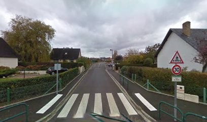 Distributeur à pains, Boulangerie à Écalles-Alix