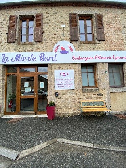 Hamida Gilles, Boulangerie à Bord-Saint-Georges