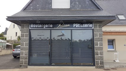 Boulangerie Julian, Boulangerie à Grâces